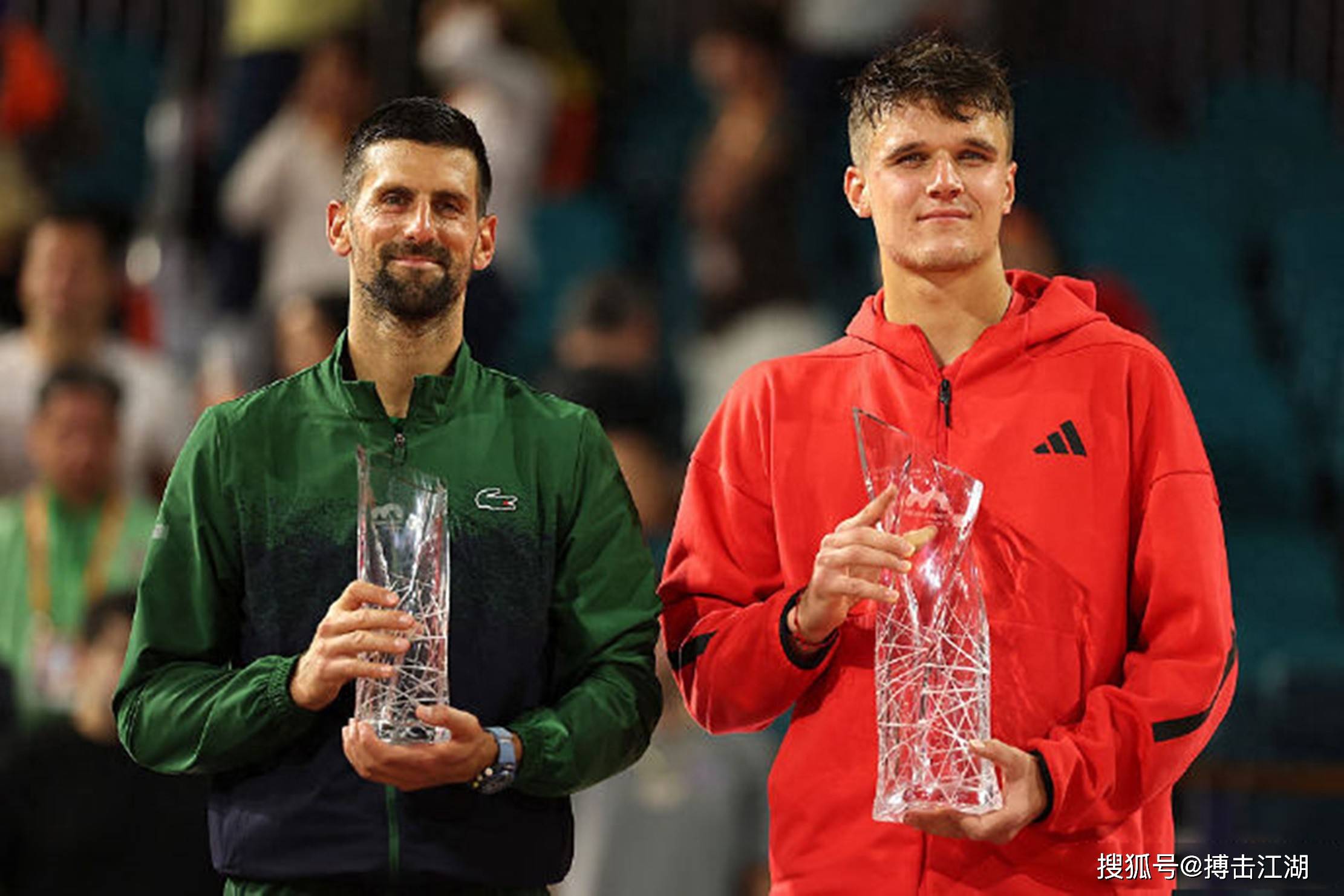 乐动·LDSports(中国)体育官网-德约科维奇连续十场比赛得分超过关键助攻，FPX挑战极限！(德约科维奇最新消息今天)