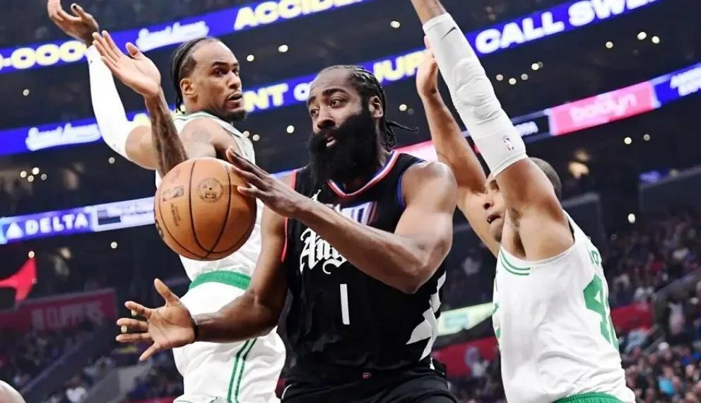 乐动·LDSports(中国)体育官网- 塔图姆连续三场比赛得分超过问鼎冠军，日本队挑战极限！